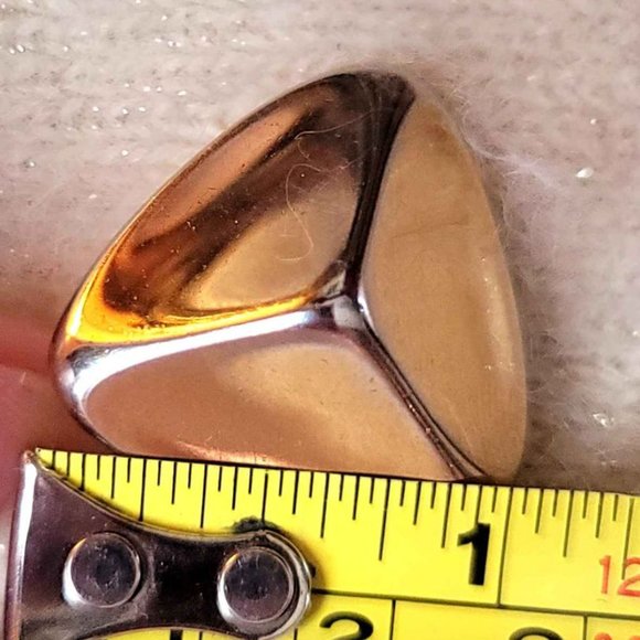 Authenticated Preowned Christian Dior Vintage Gold Tone Pyramid Clip Earring - Picture 5 of 10